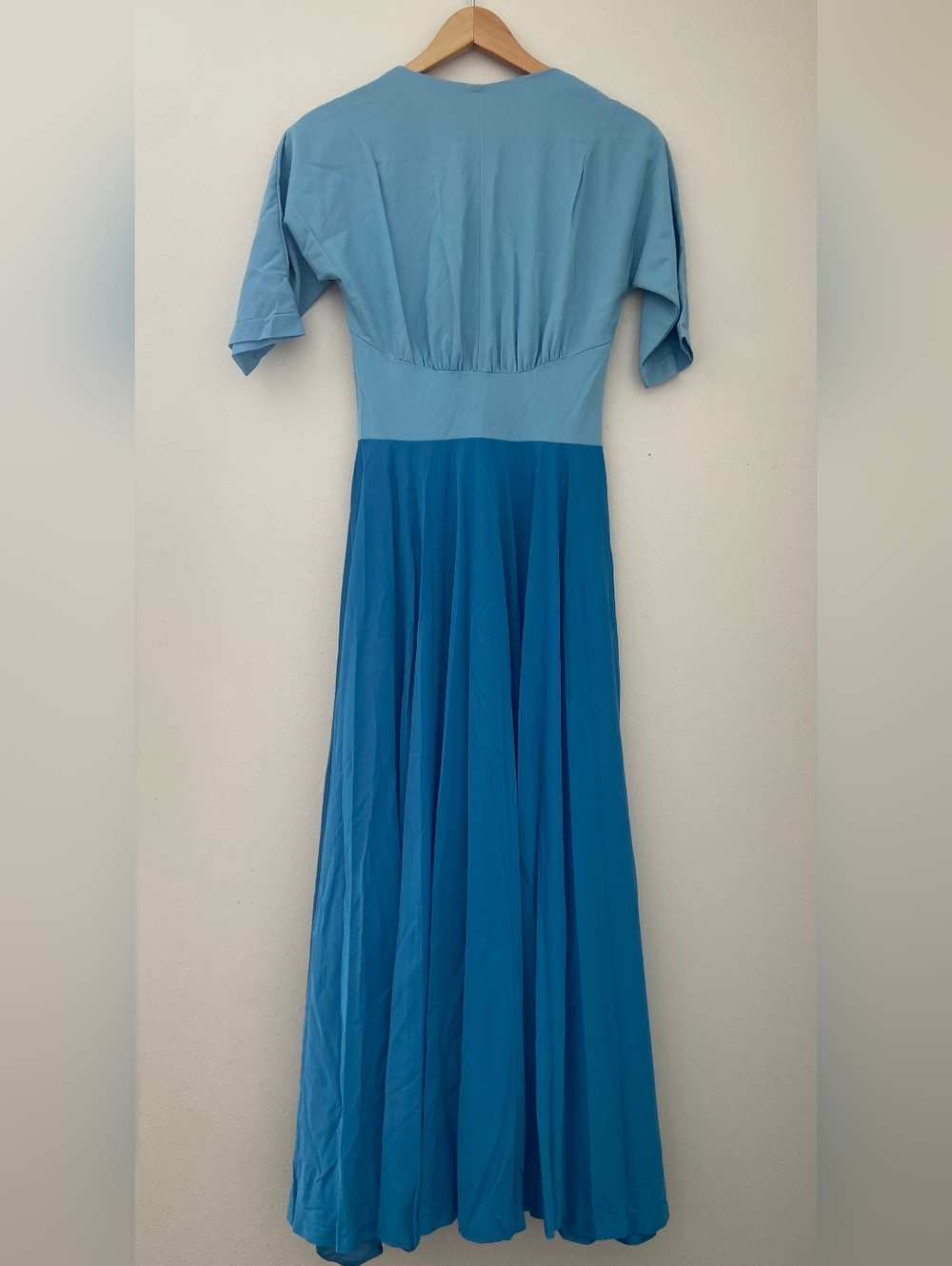 Vintage Blue Gown - Picture 3 of 6